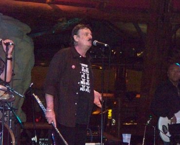 Top 10 Burton Cummings Songs Top 10 Burton Cummings Songs