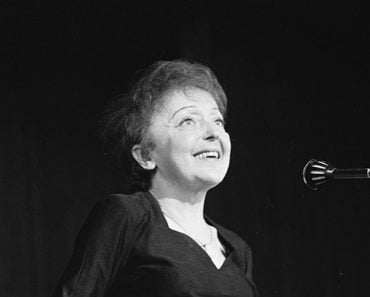 Top 10 Edith Piaf Songs Top 10 Edith Piaf Songs