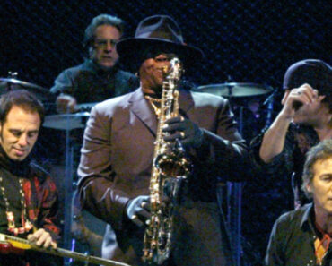 Top 10 Clarence Clemons Solo Songs Top 10 Clarence Clemons Solo Songs