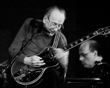 Top 10 Les Paul Songs Top 10 Les Paul Songs