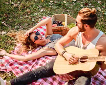 10 Best Classic Rock Songs To Play On A First Date 10 Best Classic Rock Songs To Play On A First Date