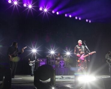 Complete List Of Smashing Pumpkins Band Members Complete List Of Smashing Pumpkins Band Members