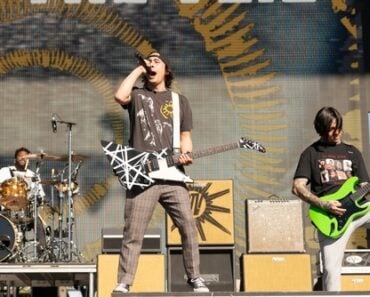 Complete List Of Pierce The Veil Albums And Discography Complete List Of Pierce The Veil Albums And Discography