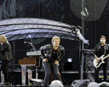 Top 10 Classic Rock Songs To Send To Your Ex Top 10 Classic Rock Songs To Send To Your Ex