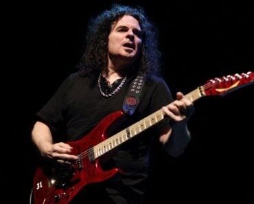 Vinnie Moore Interview: 10 Albums That Changed My Life Vinnie Moore Interview: 10 Albums That Changed My Life