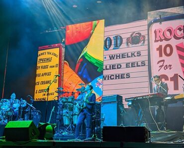 10 Essential Squeeze Songs 10 Essential Squeeze Songs