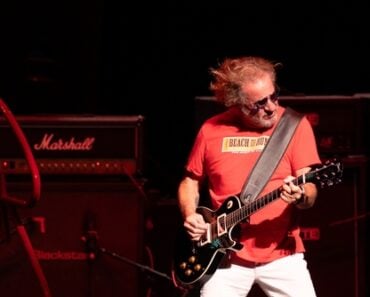 10 Best Rock Songs With The Word ‘Red’ In The Title 10 Best Rock Songs With The Word ‘Red’ In The Title