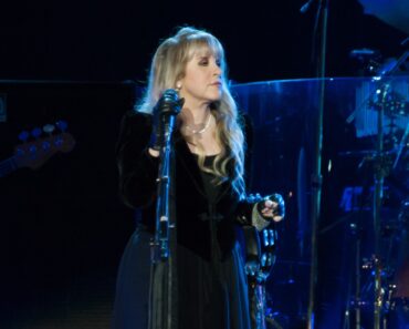 Stevie Nicks’ Best Song On Each Of Her Albums Stevie Nicks’ Best Song On Each Of Her Albums