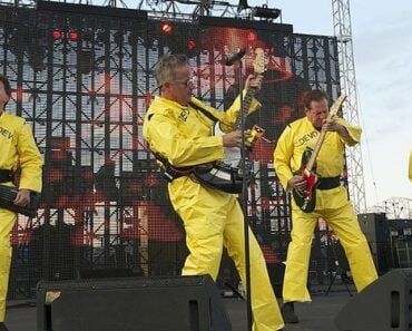 Complete List Of Devo Band Members Complete List Of Devo Band Members