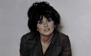 Linda Ronstadt's Best Song On Each Of Her 1970s Studio Albums