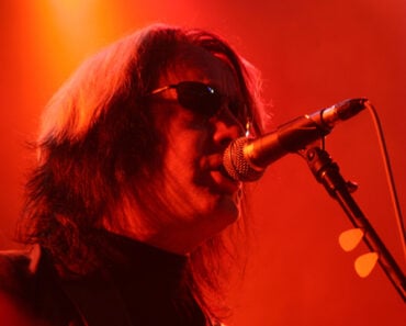 10 Best Rock Songs About A Broken Heart 10 Best Rock Songs About A Broken Heart