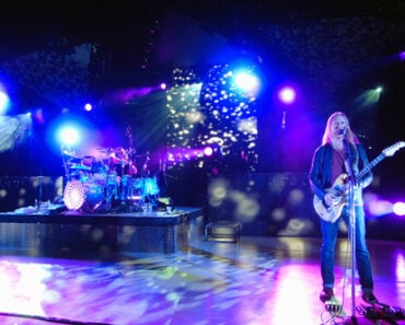 Alice In Chains Best Song On Each Of Their Studio Albums Alice In Chains Best Song On Each Of Their Studio Albums