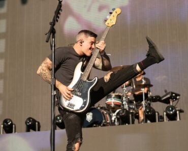 10 Rock Songs About Kicking Someone Out 10 Rock Songs About Kicking Someone Out