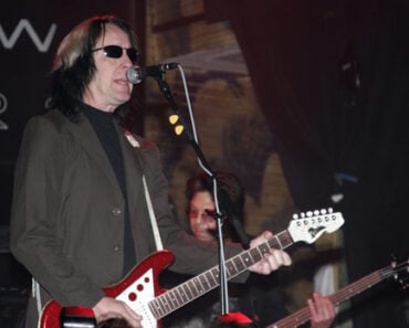 100 Essential Albums From The 1970s That Everyone Should Own 100 Essential Albums From The 1970s That Everyone Should Own