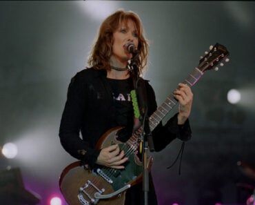 11 Best Heart Songs Sung By Nancy Wilson 11 Best Heart Songs Sung By Nancy Wilson