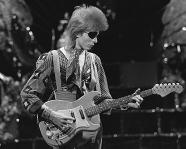 10 Most Underrated Hand Clapping Songs In Rock Music 10 Most Underrated Hand Clapping Songs In Rock Music