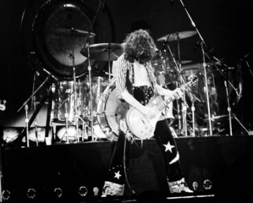 Ten 1970s Rock Songs Played The Most On Our Turntables Ten 1970s Rock Songs Played The Most On Our Turntables