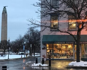 10 Best Songs With The Word ‘Town’ In The Title 10 Best Songs With The Word ‘Town’ In The Title