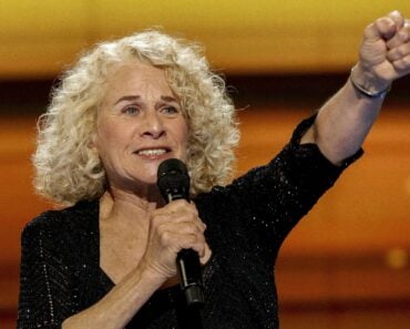 10 Best Songs With The Word ‘Earth’ In The Title 10 Best Songs With The Word ‘Earth’ In The Title