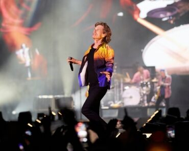 10 Best Rock Songs With The Word ‘You’ In The Title 10 Best Rock Songs With The Word ‘You’ In The Title
