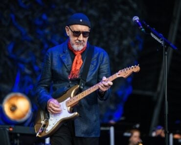 10 Best Rock Songs About Looking For Love 10 Best Rock Songs About Looking For Love