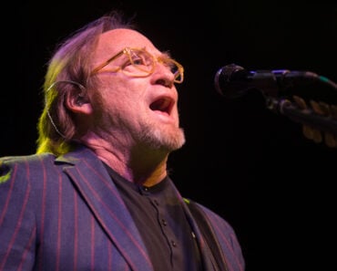 10 Best Rock Songs About Being Second Choice 10 Best Rock Songs About Being Second Choice