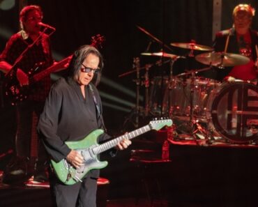 10 Most Rocking Todd Rundgren Songs 10 Most Rocking Todd Rundgren Songs