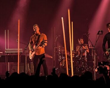 Complete List Of Queens Of The Stone Age Band Members Complete List Of Queens Of The Stone Age Band Members