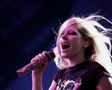 Complete List Of Avril Lavigne Songs From A to Z Complete List Of Avril Lavigne Songs From A to Z