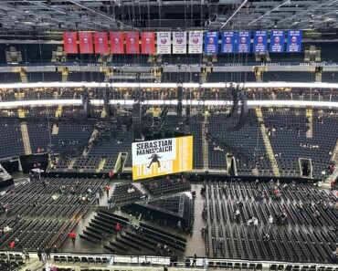 Sebastian Maniscalco Rocks New York’s UBS Arena March 15, 2025 Sebastian Maniscalco Rocks New York’s UBS Arena March 15, 2025