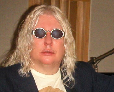 Roy Thomas Baker, Mastermind Behind Decades of Rock Classics, Has Died at 78 Roy Thomas Baker, Mastermind Behind Decades of Rock Classics, Has Died at 78