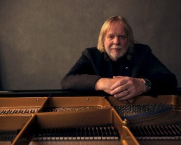 Rick Wakeman: The ClassicRockHistory.com Interview Rick Wakeman: The ClassicRockHistory.com Interview