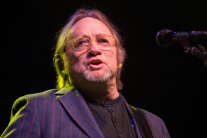 Stephen Stills new album Live At Berkely 1971