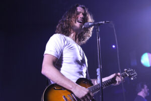 Our 10 Favorite Rock Singers With The Widest Vocal Ranges