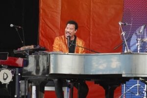 Complete List Of Lionel Richie Songs From A to Z