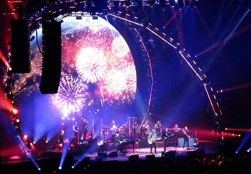 Elo In Concert Jeff Lynne Cancels ELO’s Final Show Amid Health Concerns ...