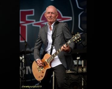 An Interview With Neil Carter Of UFO, And Formerly Of Gary Moore’s Band An Interview With Neil Carter Of UFO, And Formerly Of Gary Moore’s Band